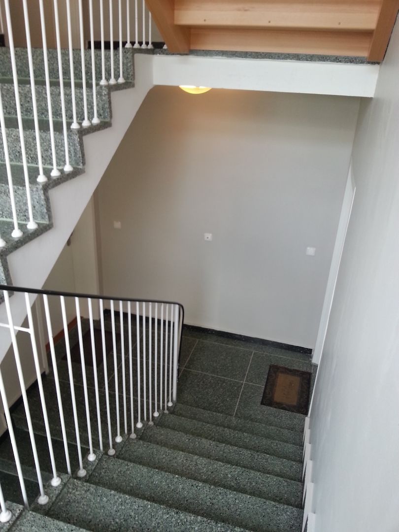 Aufgangsreinigung / Treppenhausreinigung / Hausflurreinigung