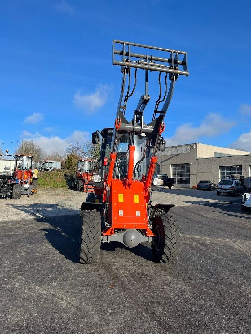 Everun ER12 Radlader Hoflader bagger SBF Everun ER12 Radlader Hoflader bagger SBF