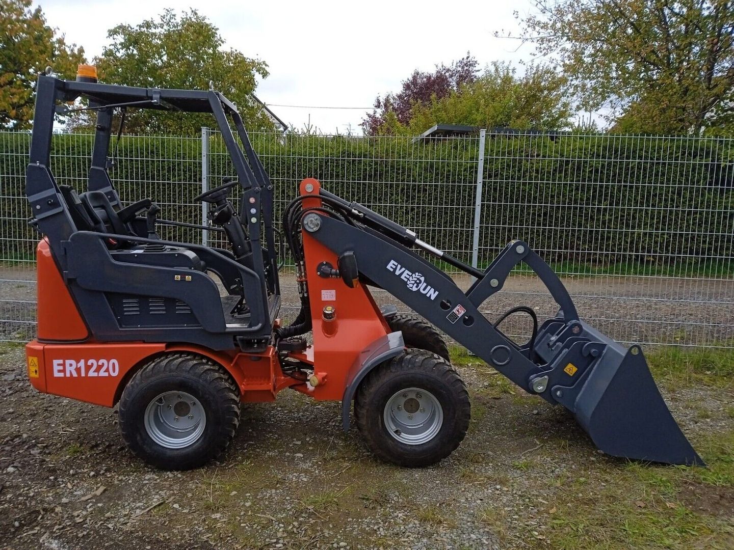 Everun ER1220 Radlader Hoflader Bagger SBF Everun ER1220 Radlader Hoflader Bagger SBF