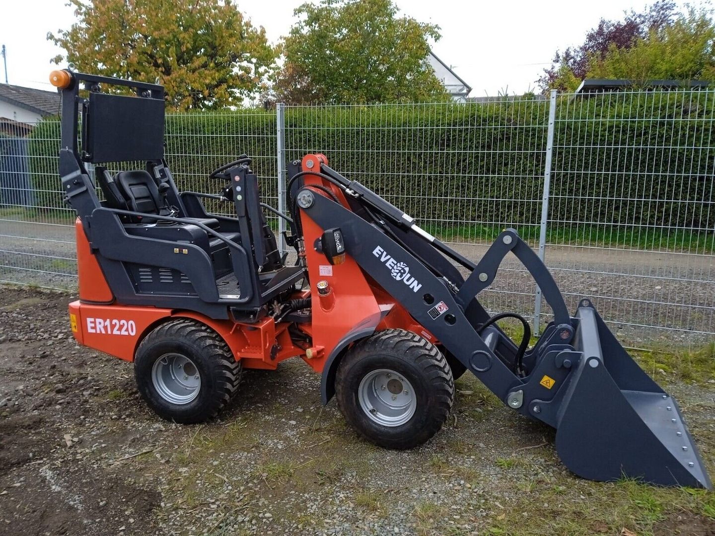 Everun ER1220 Radlader Hoflader Bagger SBF Everun ER1220 Radlader Hoflader Bagger SBF