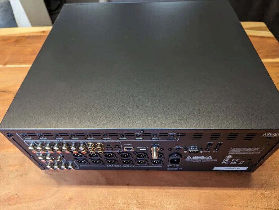 ARCAM AVR 860 11.1 ATMOS VORSTUFE