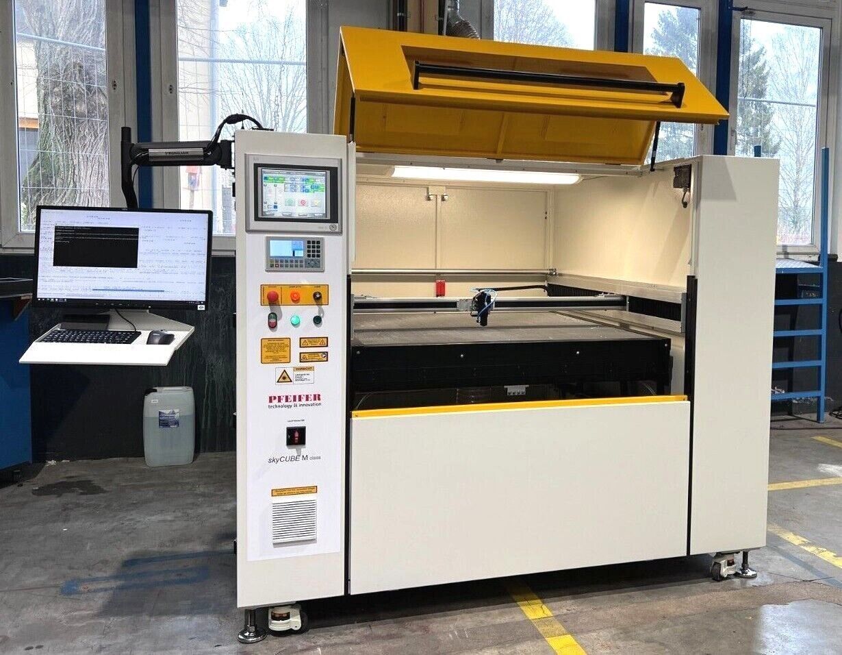 CO2 Lasermaschine Lasergravur und Schnitt