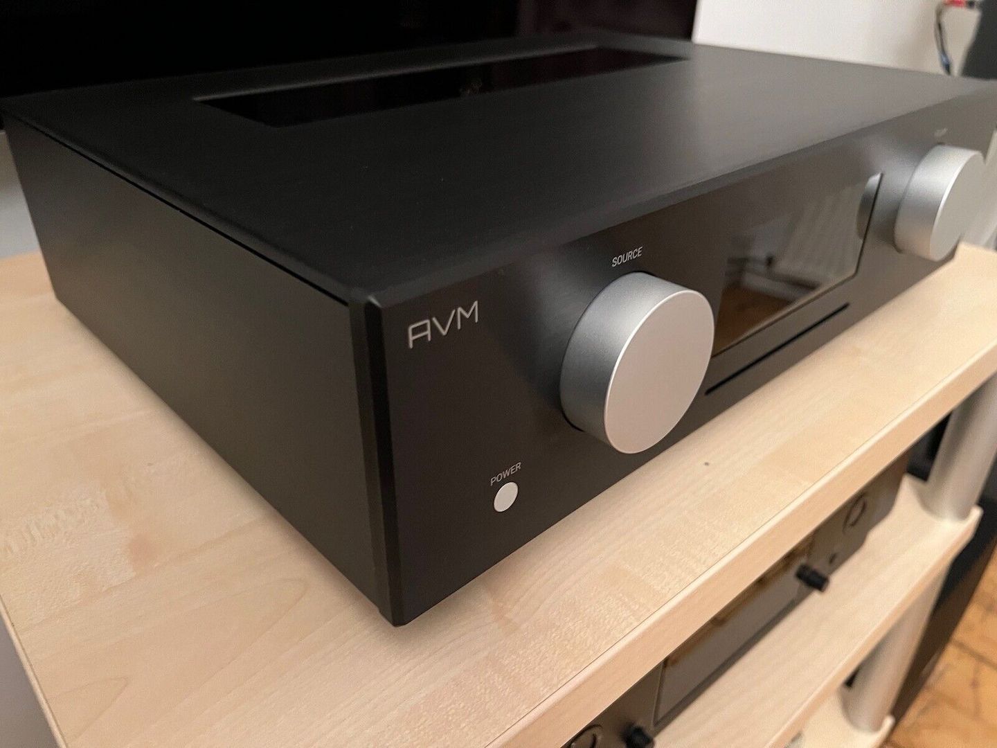 EVOLUTION CS 5.3 in schwarz 2x350 W Röhren-Vorstufe