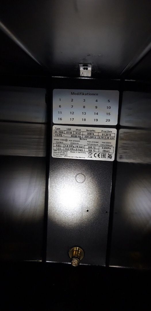 WMF 1500 S Kaffeevollautomat mit Kühlschrank 12 Monate wenig benutzt