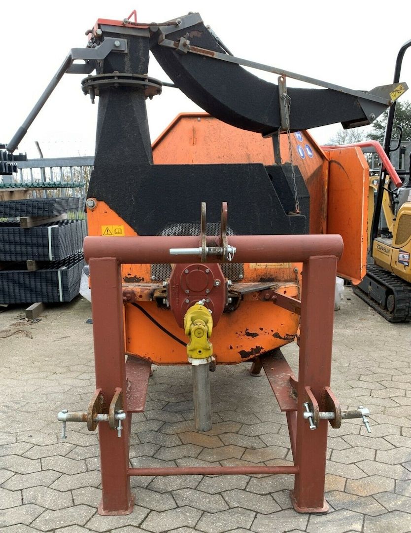 Asthäcksler Tünnissen 327ZU mit Untersetzungsgetriebe