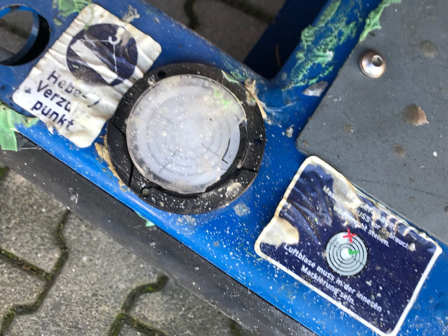 JLG Power Towers Ecolift 2.2 Personenlift Arbeitsbühne Hubsteiger