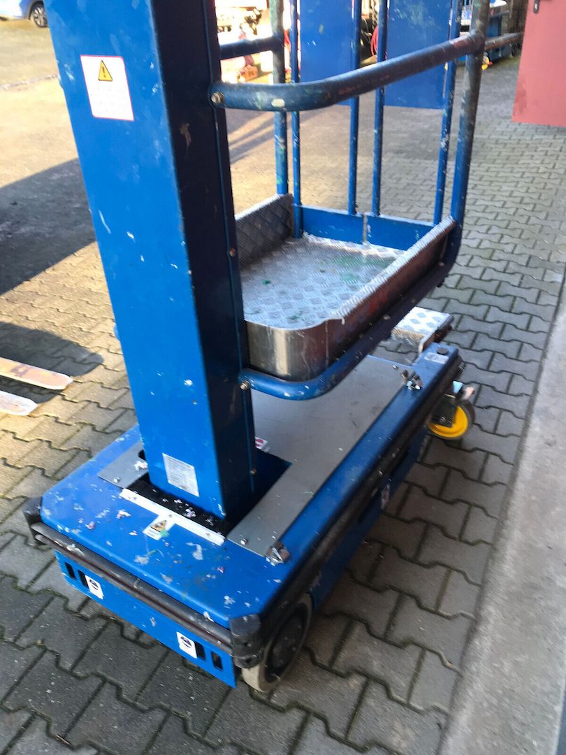 JLG Power Towers Ecolift 2.2 Personenlift Arbeitsbühne Hubsteiger