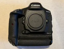 Canon EOS 1DX Mark III Profi DSLR H