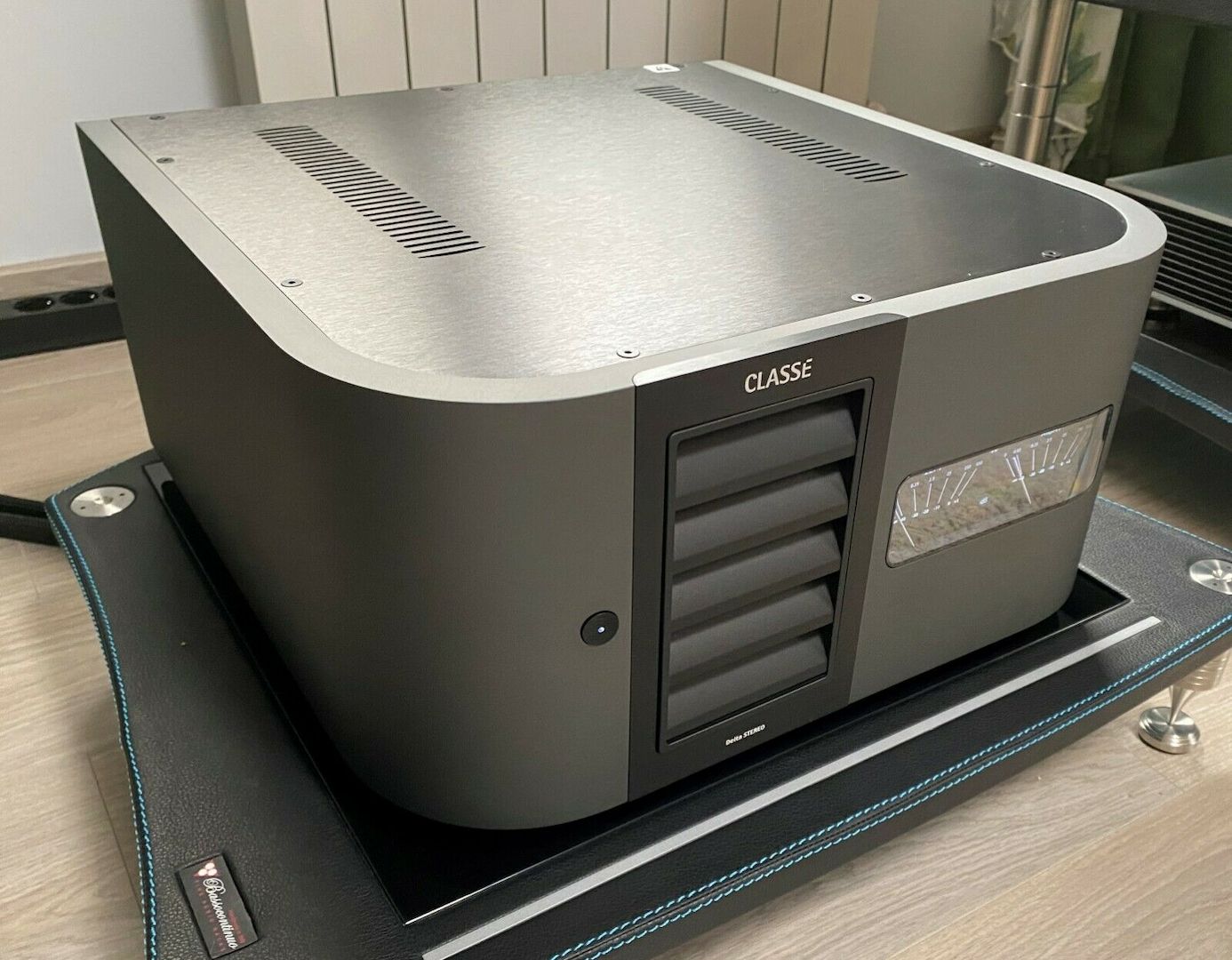 Classe Audio Delta Stereo Power Amplifier (2x300W)