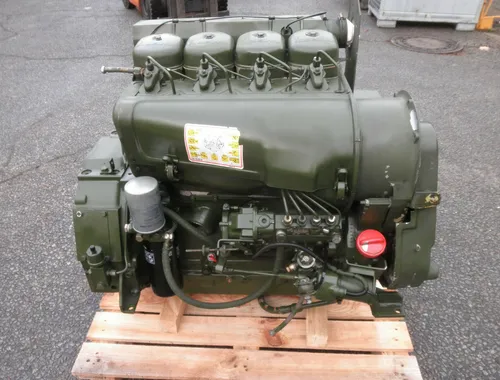 Deutz F4L 913 Motor