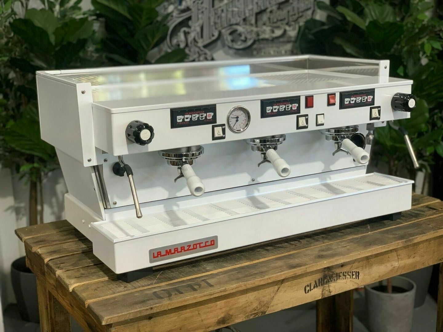 LA MARZOCCO LINEA CLASSIC 3 GRUPPEN VOLLWEISSE GRIFFE ESPRESSO KAFFEEMASCHINE