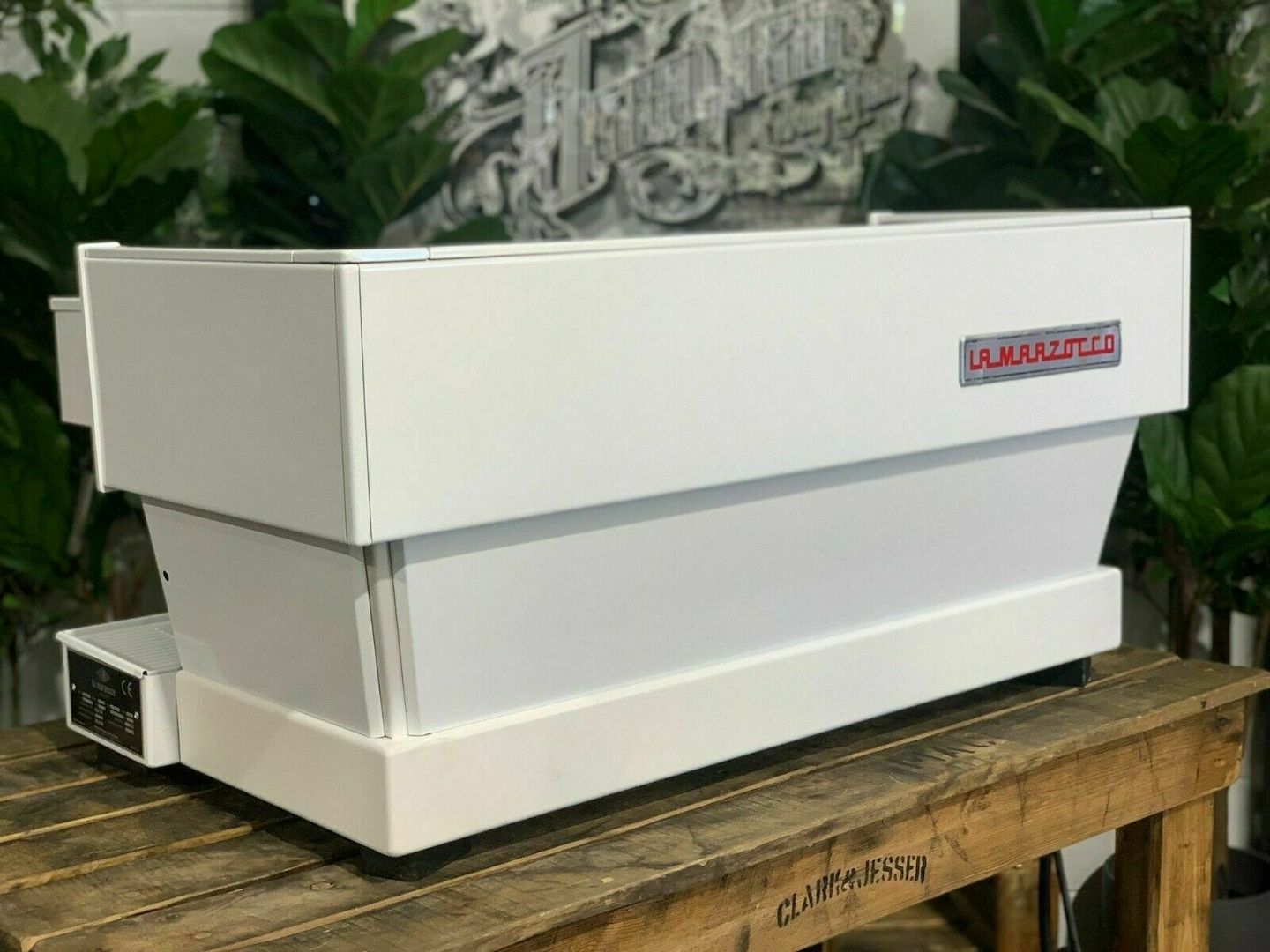 LA MARZOCCO LINEA CLASSIC 3 GRUPPEN VOLLWEISSE GRIFFE ESPRESSO KAFFEEMASCHINE