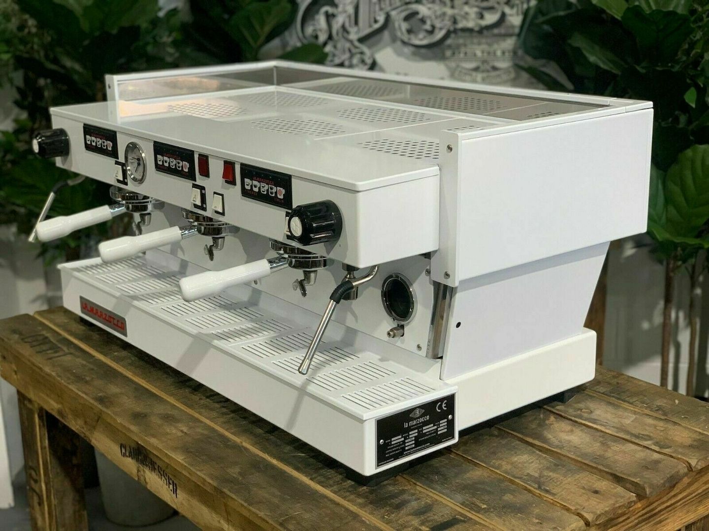 LA MARZOCCO LINEA CLASSIC 3 GRUPPEN VOLLWEISSE GRIFFE ESPRESSO KAFFEEMASCHINE