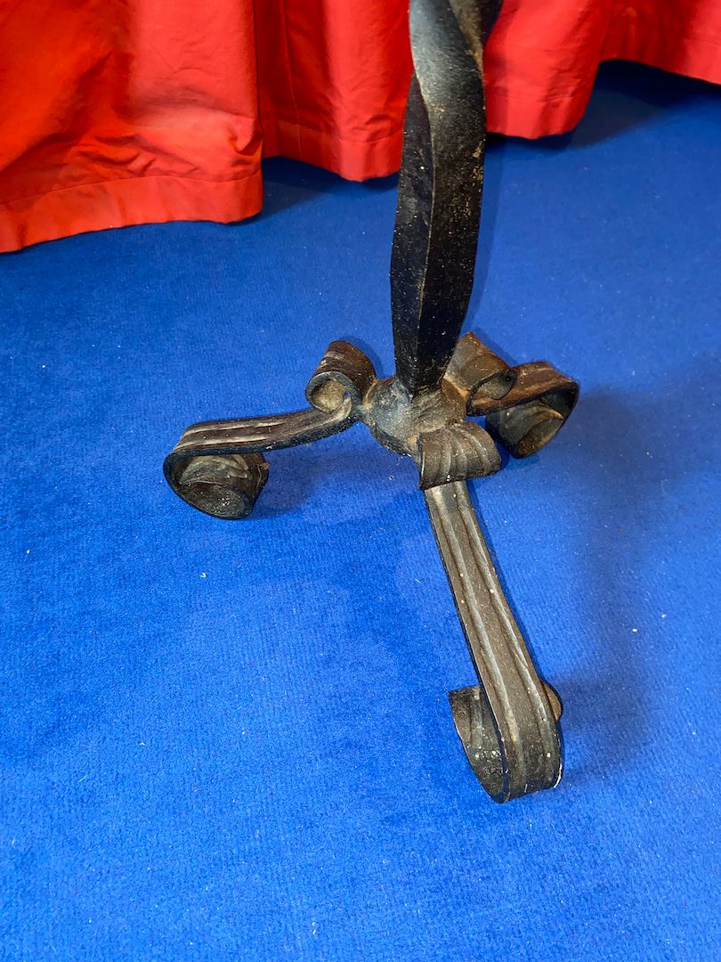 großer Kerzenständer