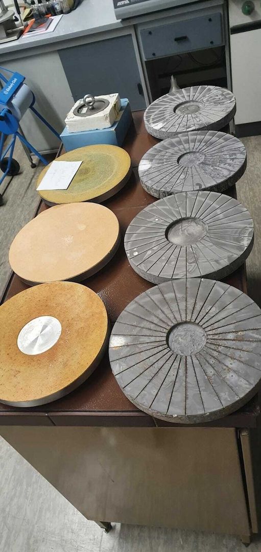 Logitech PM5 Struers Lapp - Poliermaschine , mit Viele Zubehör , PP6 GT , PMS