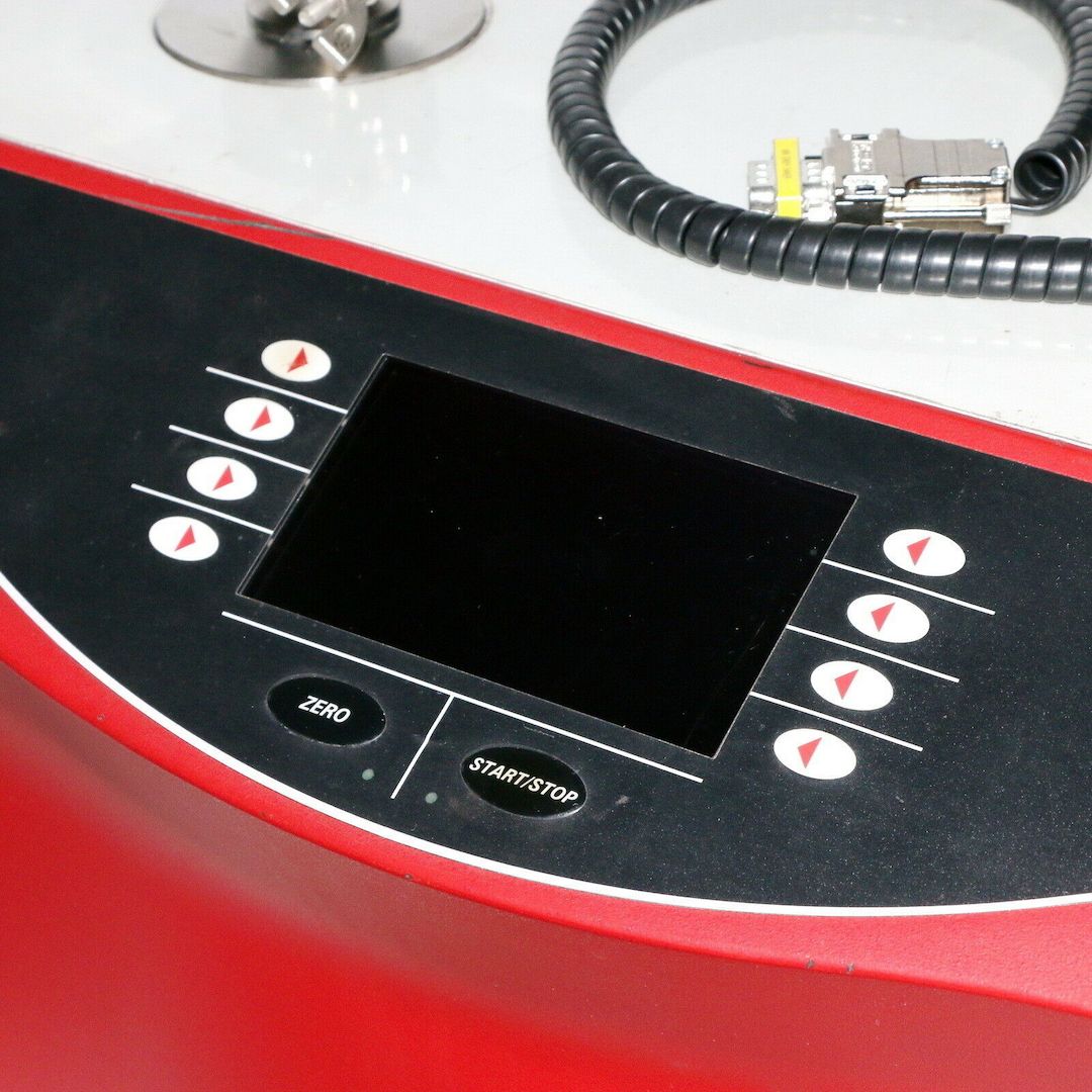 Pfeiffer Vacuum HLT560 Helium-Lecksucher PT L02 000