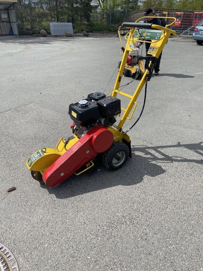 Rayco RG 13 Serie II Baumstumpffräse Stubbenfräse Wurzelfräse 2015 / 238-21