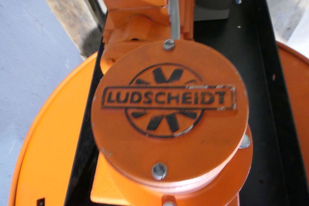 Abgasabsaugung Abgasabsauganlage Absauganlage Absaugung KFZ Werkstatt 40725