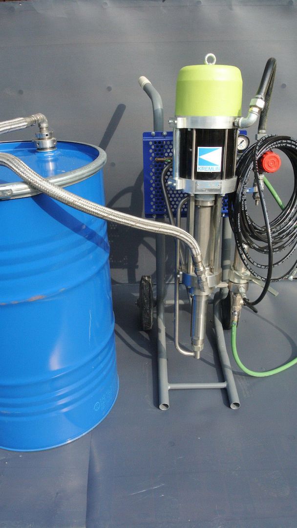 Airless Lackiergerät , Faltenbalgpumpe, Kremlin 2580F