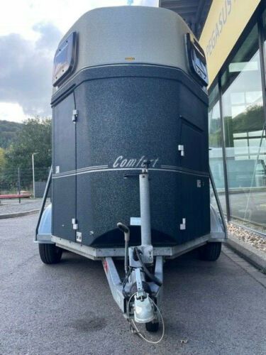 Böckmann Comfort 2-Pferde Vollpoly A L U B O D E N Pferdeanhänger Sattelkammer