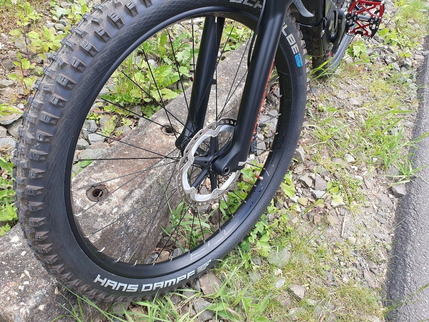 E-Mountainbike - der Marke Bulls - Stream Evo AM 3 - Fully - voll gefedert.