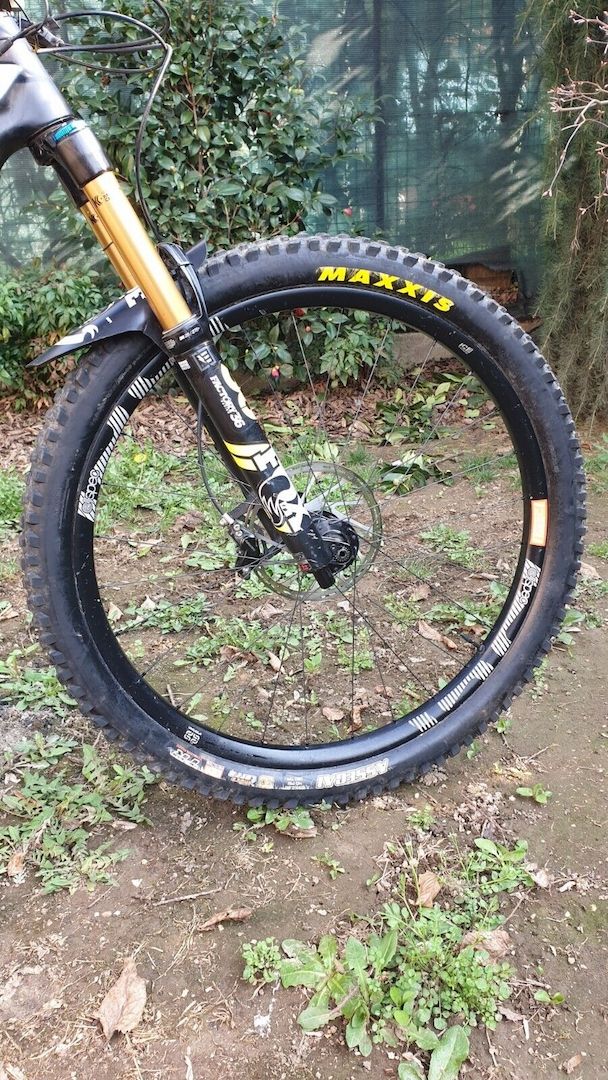 e-MTB Enduro YT Industries Decoy CF Pro Race, MY2019, Taglia Large