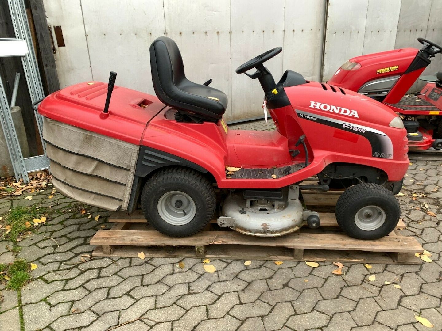 HONDA Rasentraktor Aufsitzmäher HF2417 92cm Schnittbreite gebraucht neue Inspek.