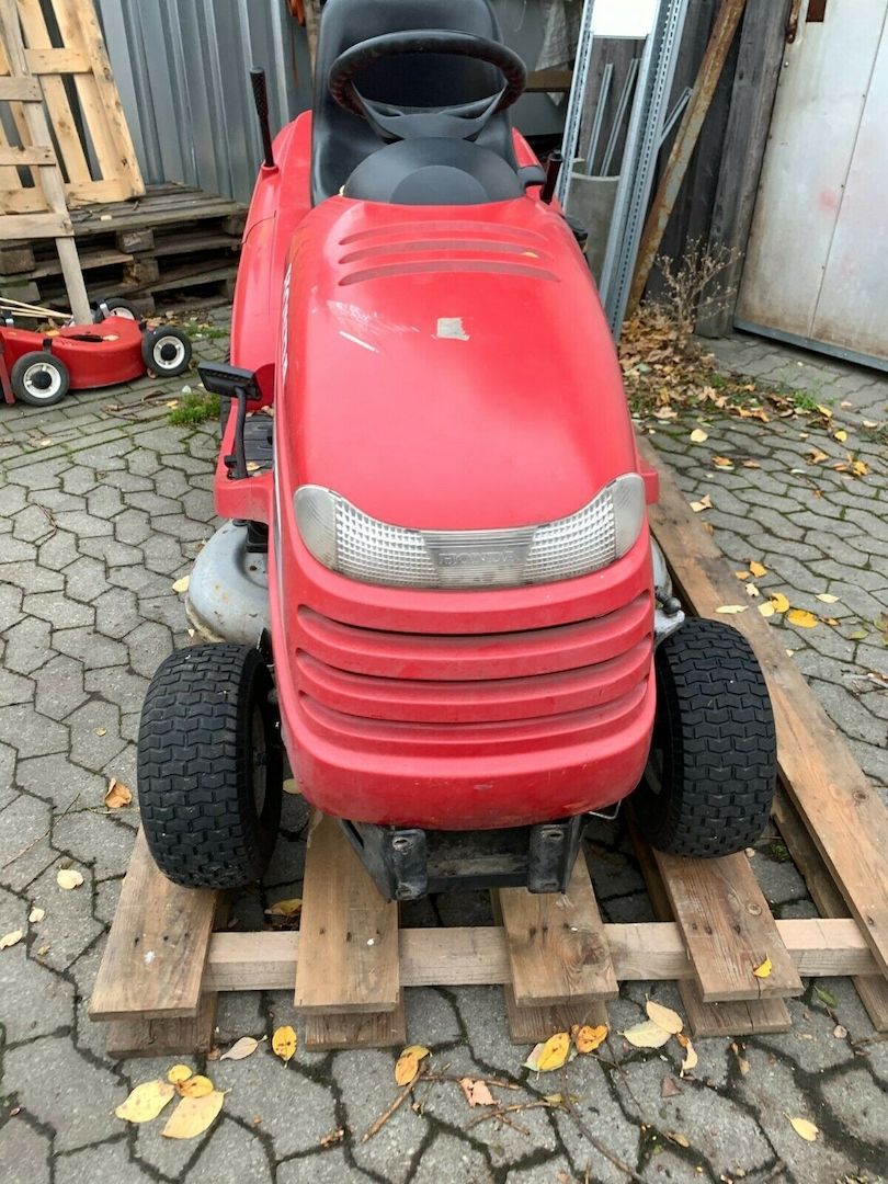 HONDA Rasentraktor Aufsitzmäher HF2417 92cm Schnittbreite gebraucht neue Inspek.