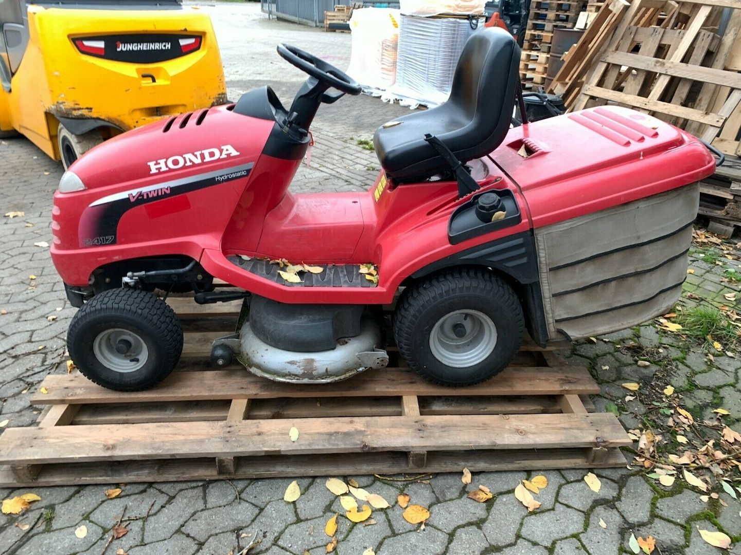 HONDA Rasentraktor Aufsitzmäher HF2417 92cm Schnittbreite gebraucht neue Inspek.