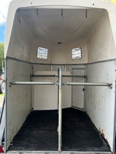 Humbaur 2-Pferdeanhänger 2t. HolzPoly S