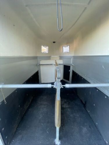 Humbaur Carrus 2-Pferdeanhänger 2,4t SK 1. Hand