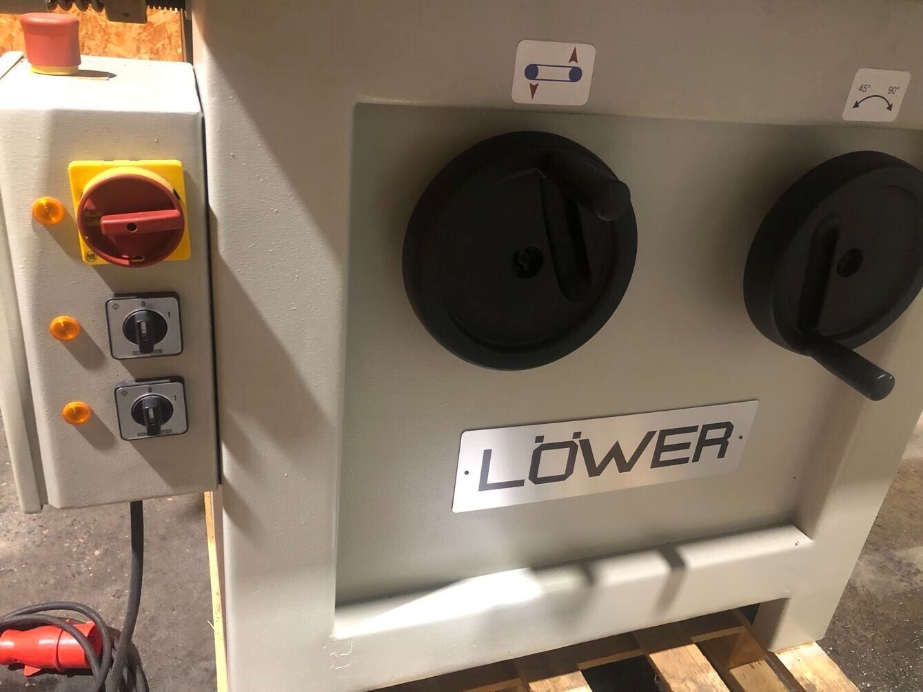 Kantenschleifmaschine LÖWER KSM 2, Bj. 2000 mit Furnierschleifeinrichtung