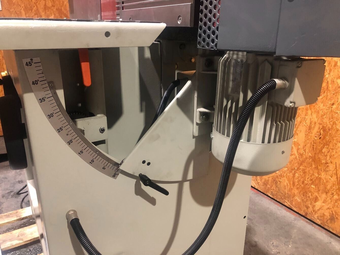 Kantenschleifmaschine LÖWER KSM 2, Bj. 2000 mit Furnierschleifeinrichtung