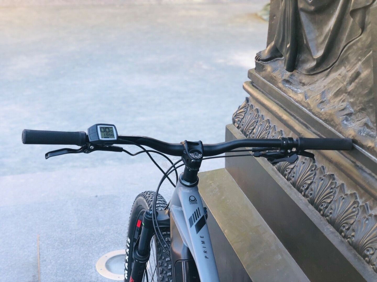 Mondraker PRIME E-BikeE-MTB 29 Bosch CX 85nm 625Wh RockShox XL Rechnung