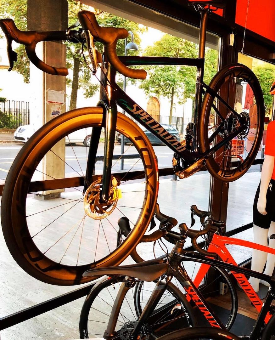 2020 Specialized Venge Pro - SRAM Force ETap AXS WhatsApp Number : +49 1521 5397360