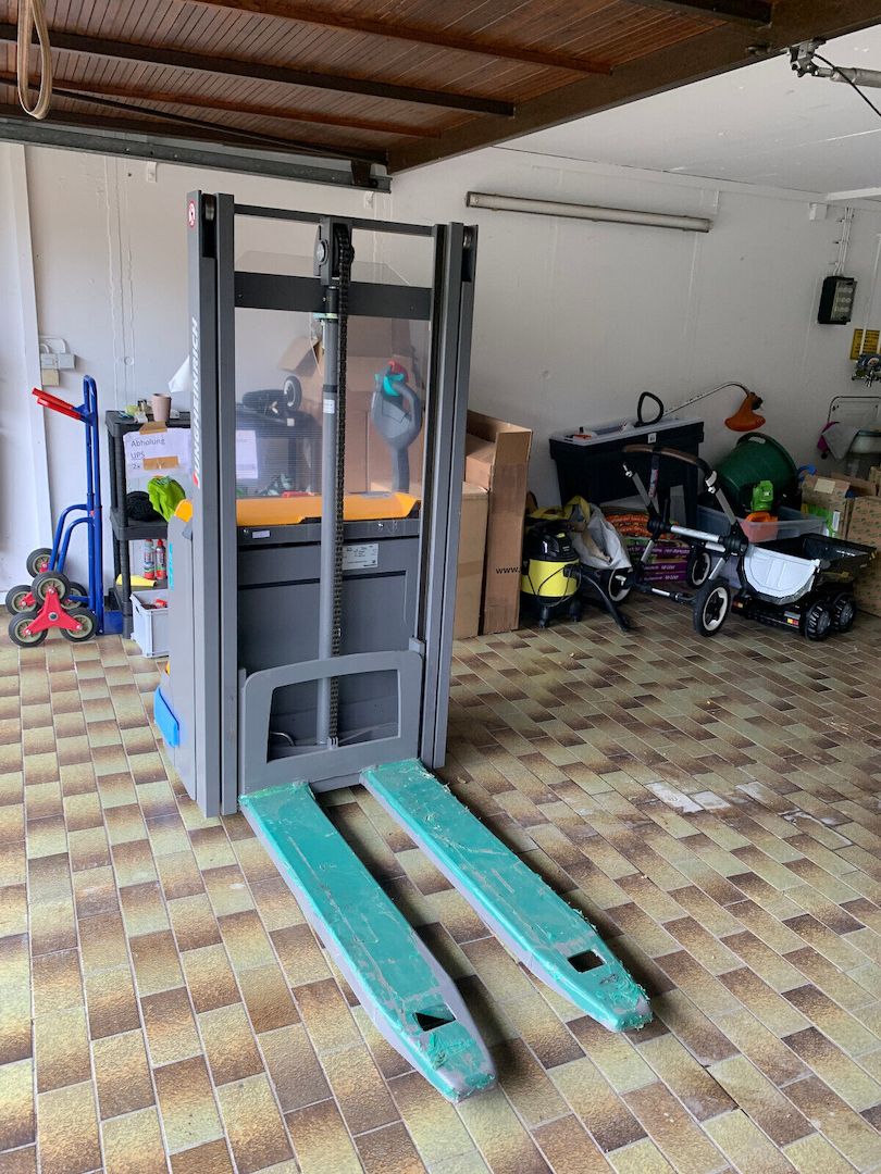 Elektrohochhubwagen Jungheinrich EJC 110 BJ 2020 Neu mit nur 5 Betriebsstunden