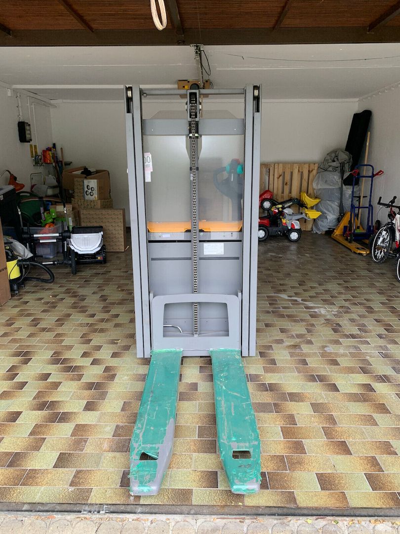 Elektrohochhubwagen Jungheinrich EJC 110 BJ 2020 Neu mit nur 5 Betriebsstunden