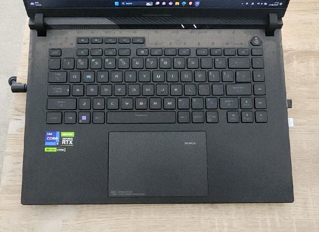 Asus ROG Strix SCAR 16 Zoll