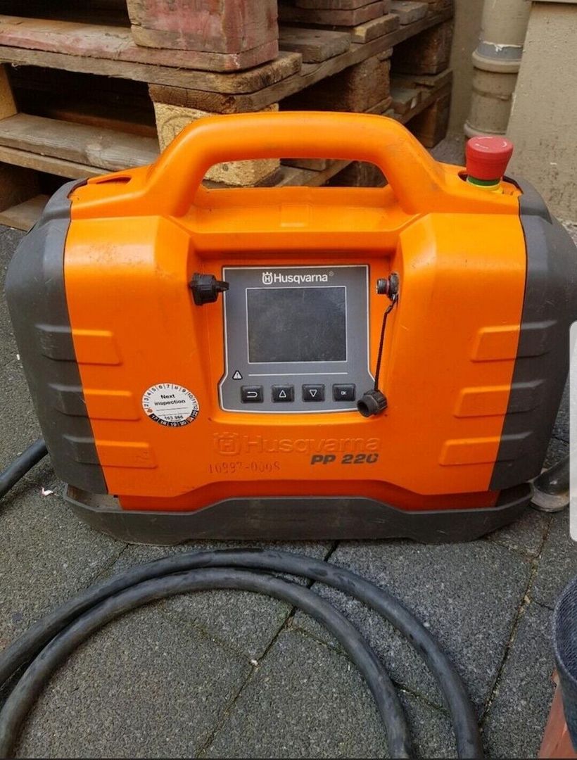 Husqvarna WS 220 Prime + PP 220 Wandsäge Mauersäge Säge Profi Husqvarna WS 220 Prime + PP 220 Wandsäge Mauersäge Säge Profi