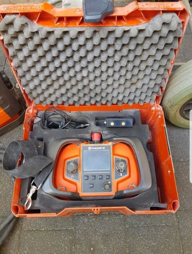Husqvarna WS 220 Prime + PP 220 Wandsäge Mauersäge Säge Profi Husqvarna WS 220 Prime + PP 220 Wandsäge Mauersäge Säge Profi