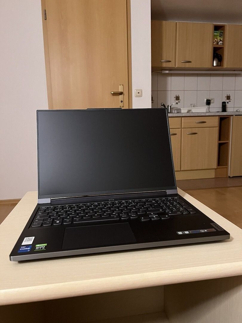 Gaming Laptop Lenovo Legion 7i