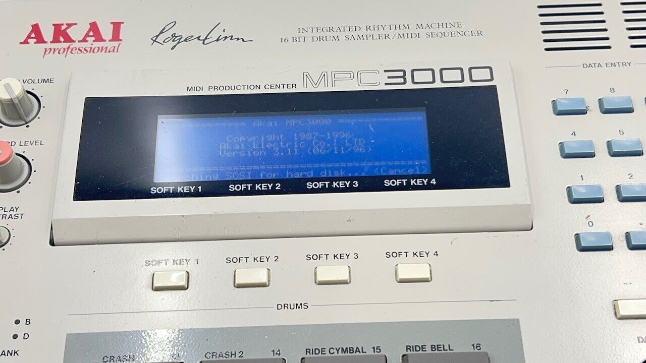 Akai MPC 3000