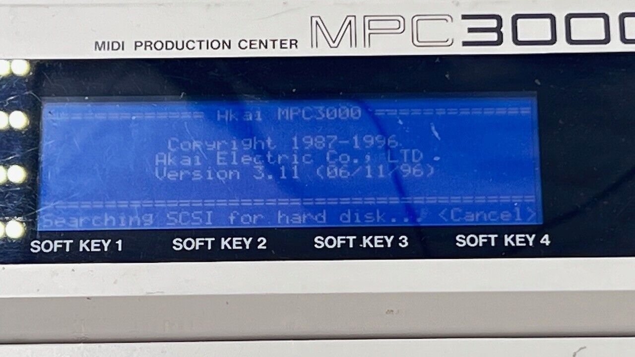 Akai MPC 3000