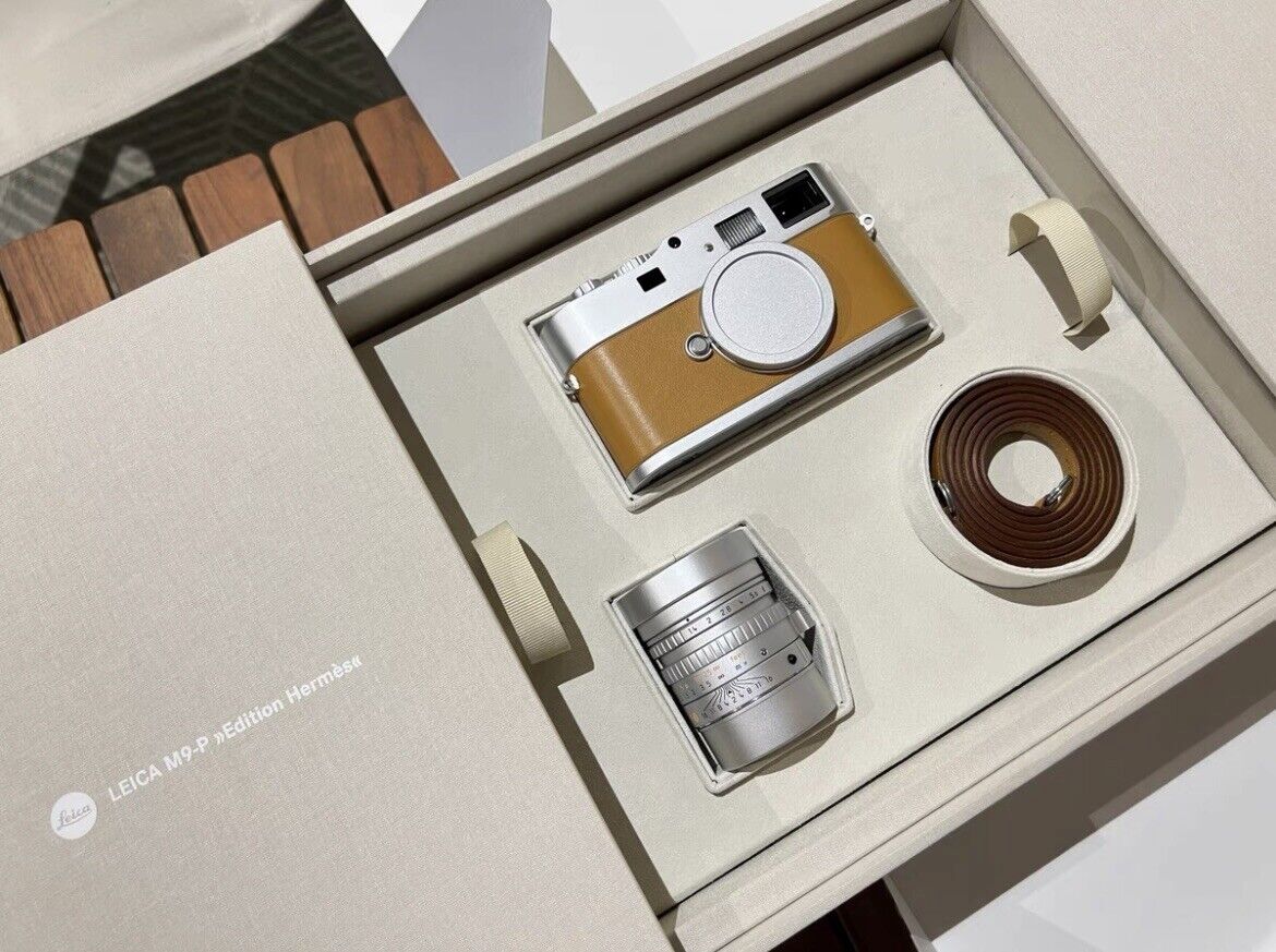 Leica M9-P Hermes Prototype mit Summilux 50mm F1,4 Asph. neu