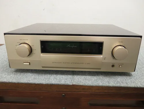 Accuphase C-2810 Preamplifier