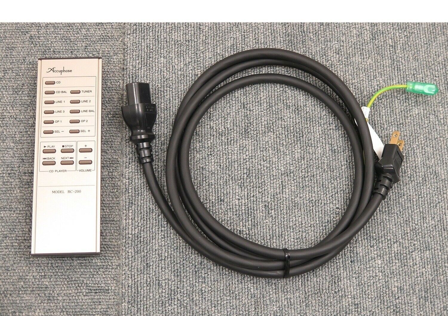 Accuphase C-2810 Preamplifier