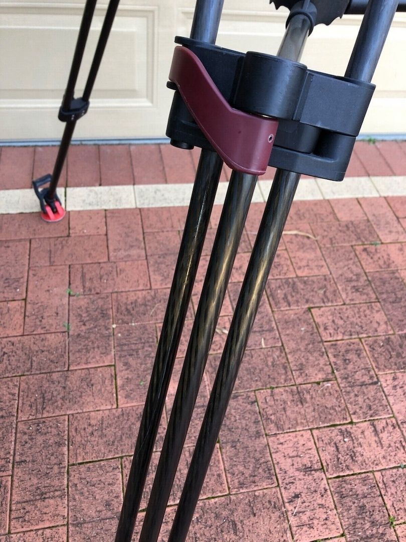 Sachtler System18 S1 SL MCF Stativ mit Portabrace-Koffer in ausgezeichnetem Zustand