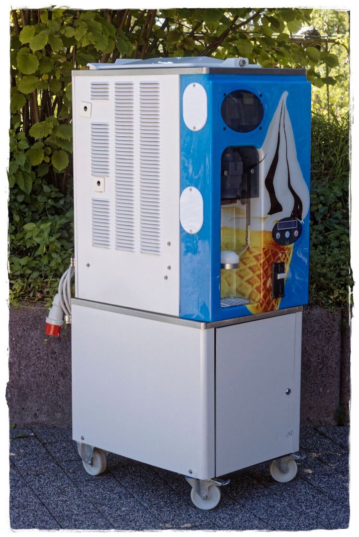 Softeismaschine CARPIGIANI Magica Colore 191 P/SP