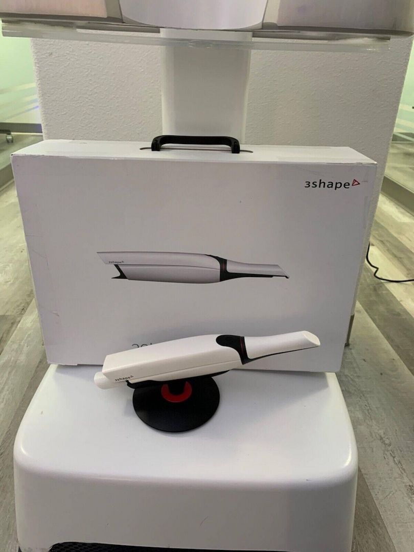 3Shape TRIOS 4 Wireless 3D Intraoral Scanner