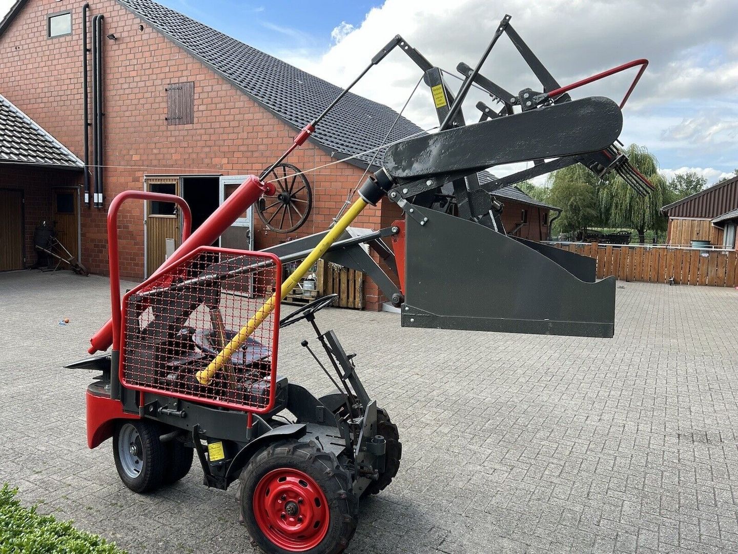 Eichus HD12, Typ 3941 Mistkanone Eicher, Radlader